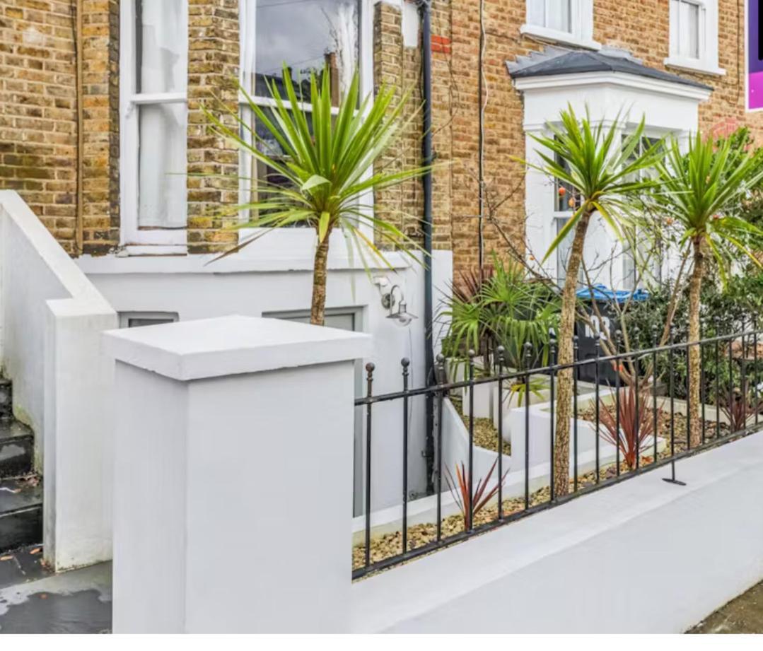 Stunning, Stylish Garden Flat In The Heart Of Wimbledon Apartment Londra Exterior foto